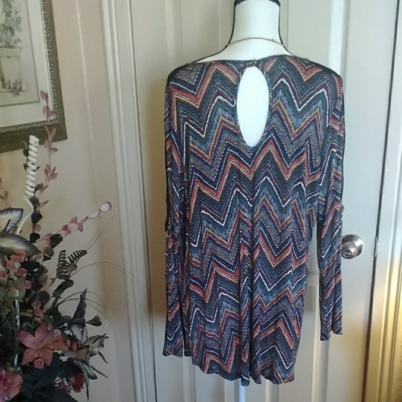 Ezra top - Picture 2 of 8